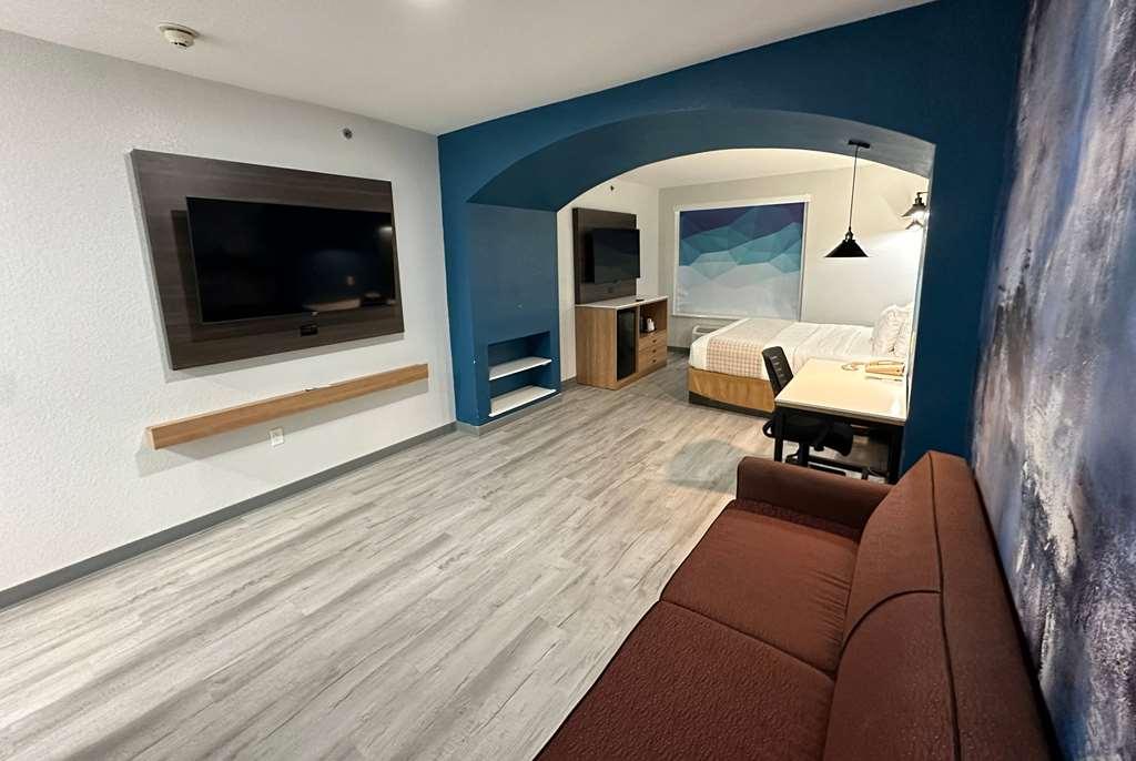 La Quinta Inn & Suites By Wyndham Ft Worth-Burleson Rum bild